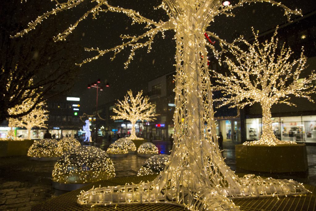 Vackra ljusinstallationer på Lilla torget i Linköping