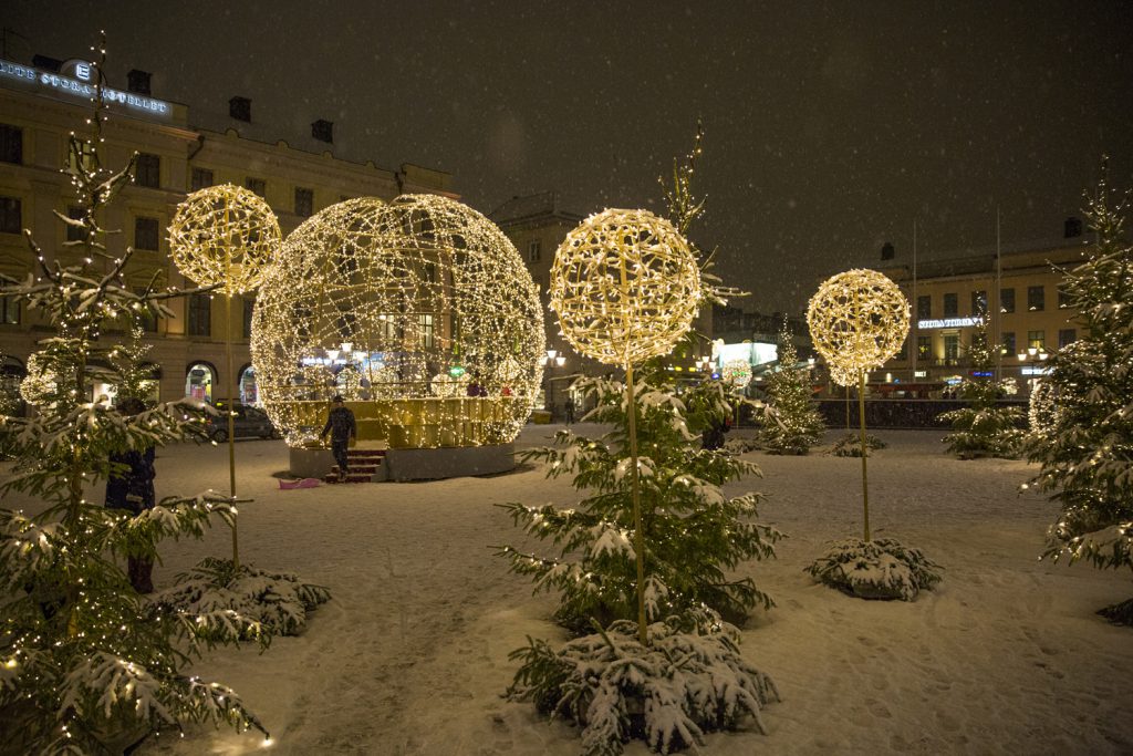 Stora Torget i Linköping, första december 