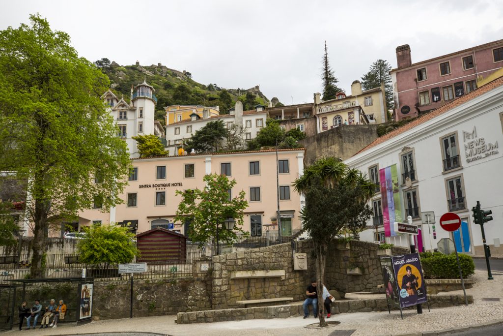 En skön promenad i den mysiga byn Sintra