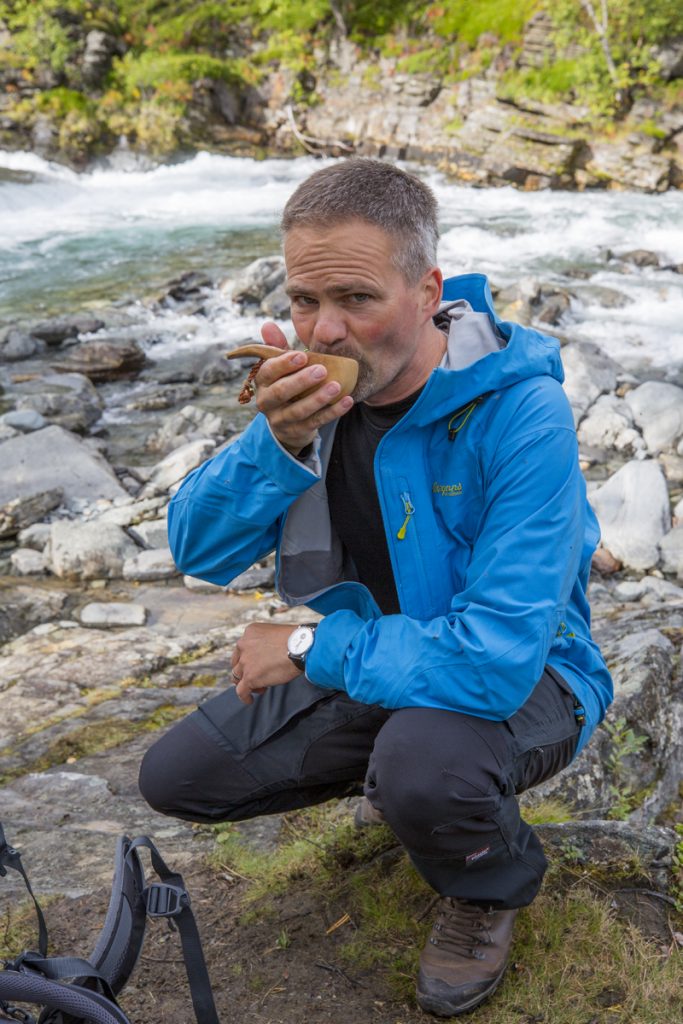 Kaffet smakar gott i min nya kåsa