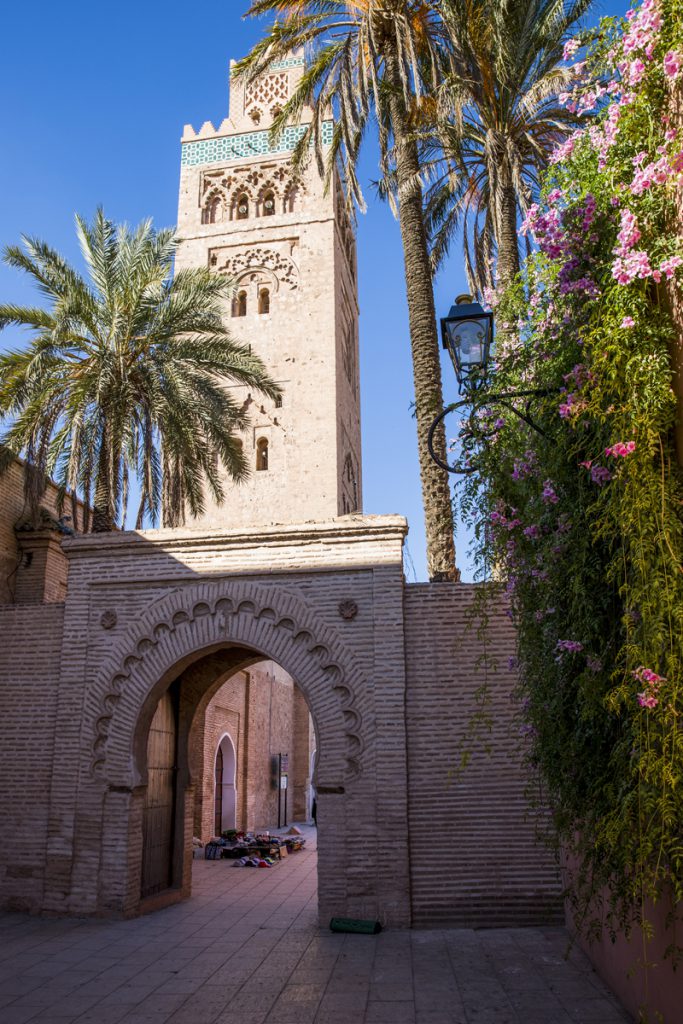 Koutoubia Moskén med sin 77 meter höga minaret är den största i Marrakech